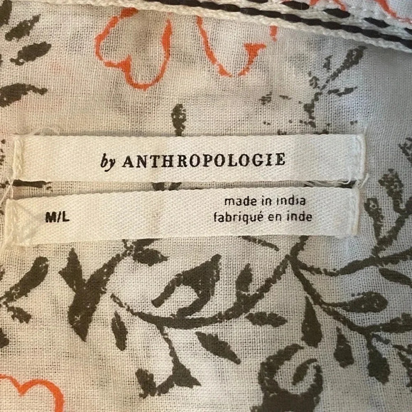 ANTHROPOLOGIE Button Up, Floral Blouse. - Picture 5 of 9